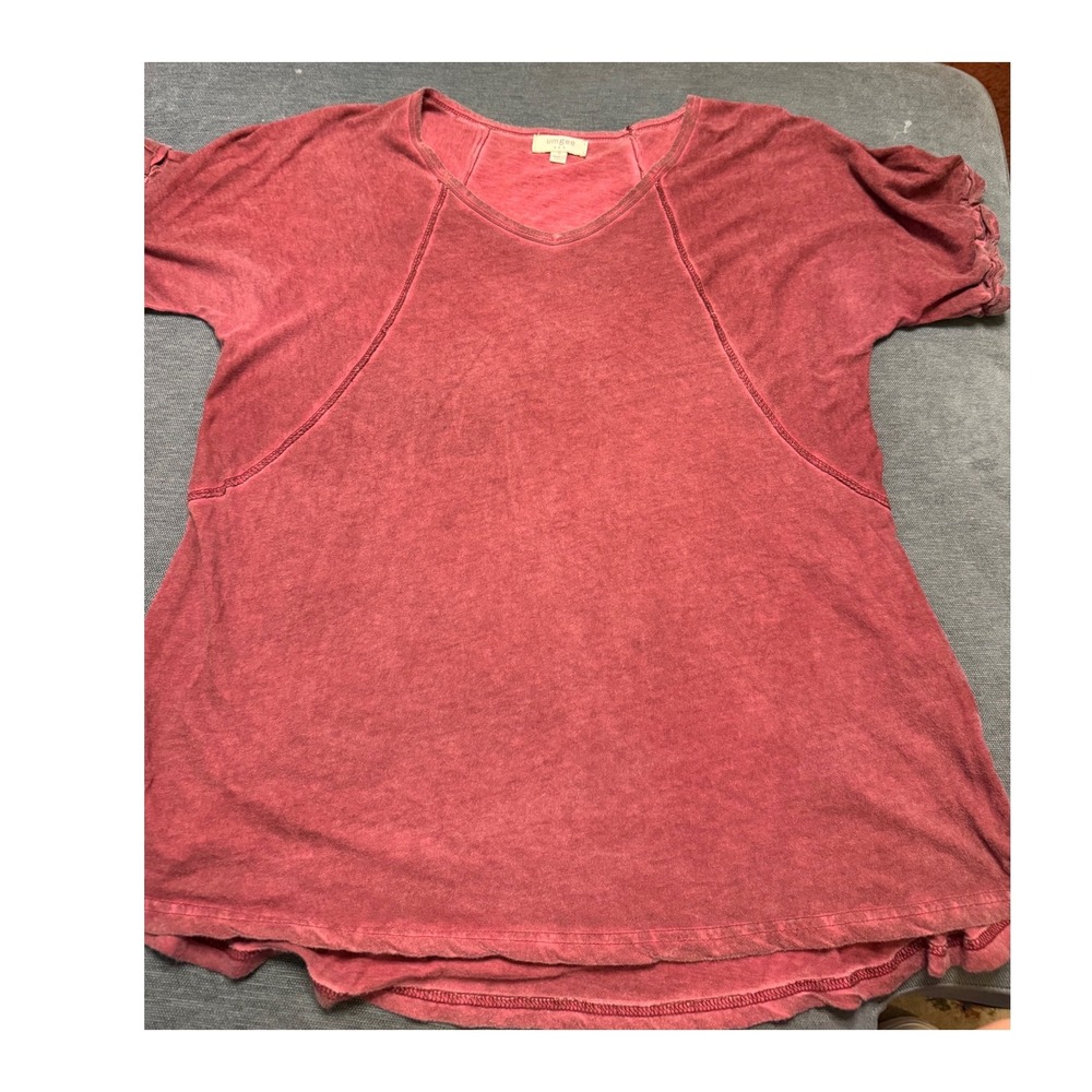 Umgee‎ USA Mineral Wash V-Neck Top Burgundy Red Boho Exposed Seams Small B5564